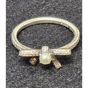 Pandora Sterling Silver White CZ and Pearl Bow Ring 925 ALE 56 Size 7.5 2.4g